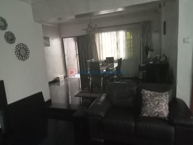 4 bedroom Detached Bungalow For Sale Yanbule Area, Basorun Ibadan Oyo - 3