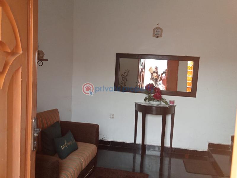 4 bedroom Detached Bungalow For Sale Yanbule Area, Basorun Ibadan Oyo - 2