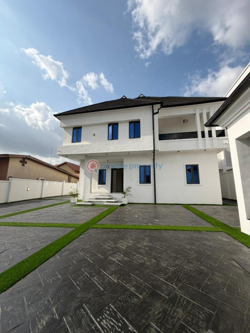 A 4 bedroom detached duplex + bq + 10kva solar inverter - 11 4 bedroom Detached Duplex For Sale Yemoja Street, Oluyole Ibadan Oyo - 11