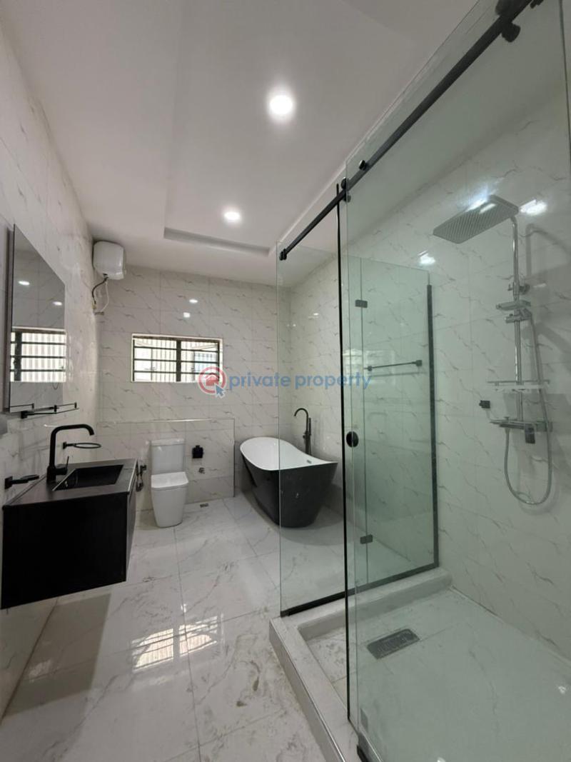 A 4 bedroom detached duplex + bq + 10kva solar inverter - 3 4 bedroom Detached Duplex For Sale Yemoja Street, Oluyole Ibadan Oyo - 3