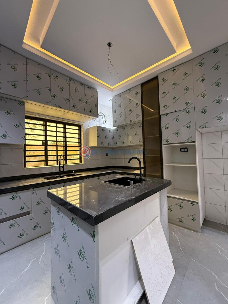 A 4 bedroom detached duplex + bq - 5 4 bedroom Detached Duplex For Sale Carlton Gate Estate Akobo Ibadan Oyo - 5