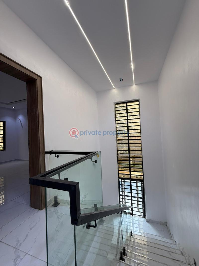 A 4 bedroom detached duplex + bq - 13 4 bedroom Detached Duplex For Sale Carlton Gate Estate Akobo Ibadan Oyo - 13