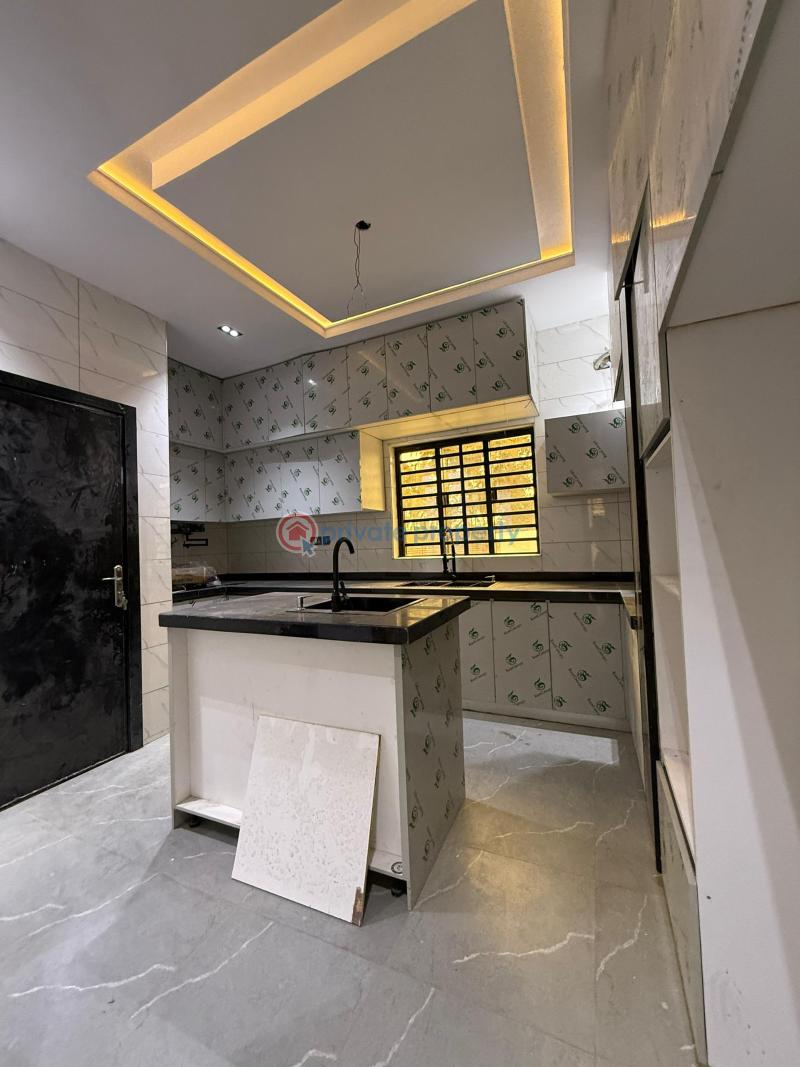 A 4 bedroom detached duplex + bq - 8 4 bedroom Detached Duplex For Sale Carlton Gate Estate Akobo Ibadan Oyo - 8