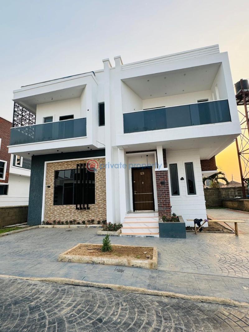 4 bedroom Detached Duplex For Sale Kolapo Ishola Gra Akobo Ibadan Oyo - 1