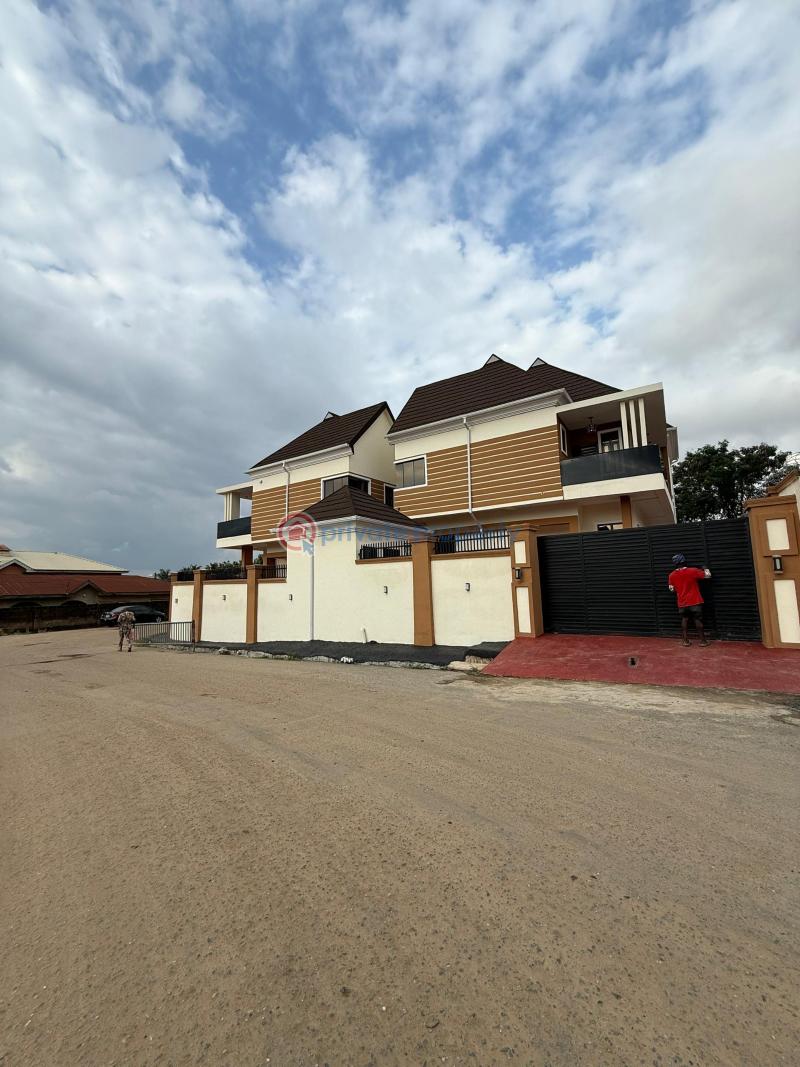 A 4 bedroom detached duplex with a room bq - 15 4 bedroom Detached Duplex For Sale Heritage Estate, Akala Express, Akala Express Ibadan Oyo - 15