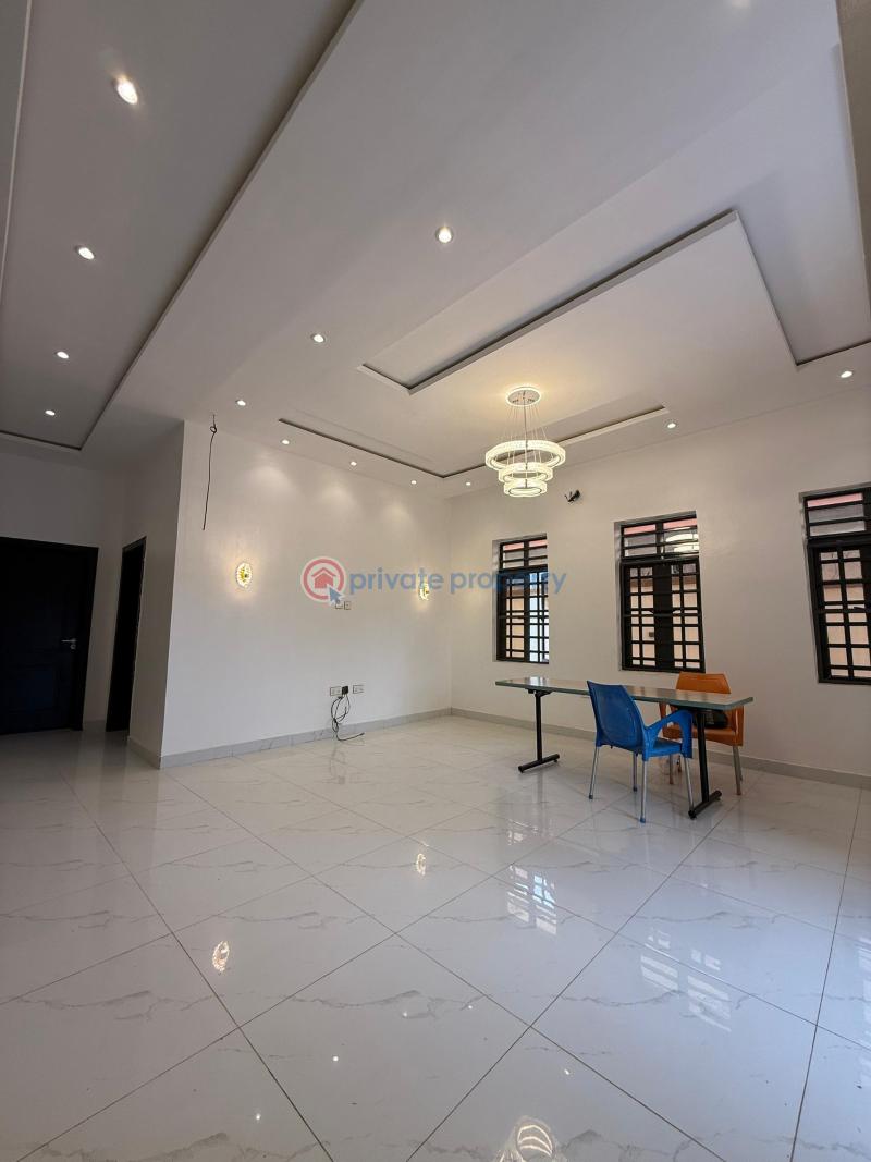 A 4 bedroom detached duplex with a room bq - 2 4 bedroom Detached Duplex For Sale Heritage Estate, Akala Express, Akala Express Ibadan Oyo - 2