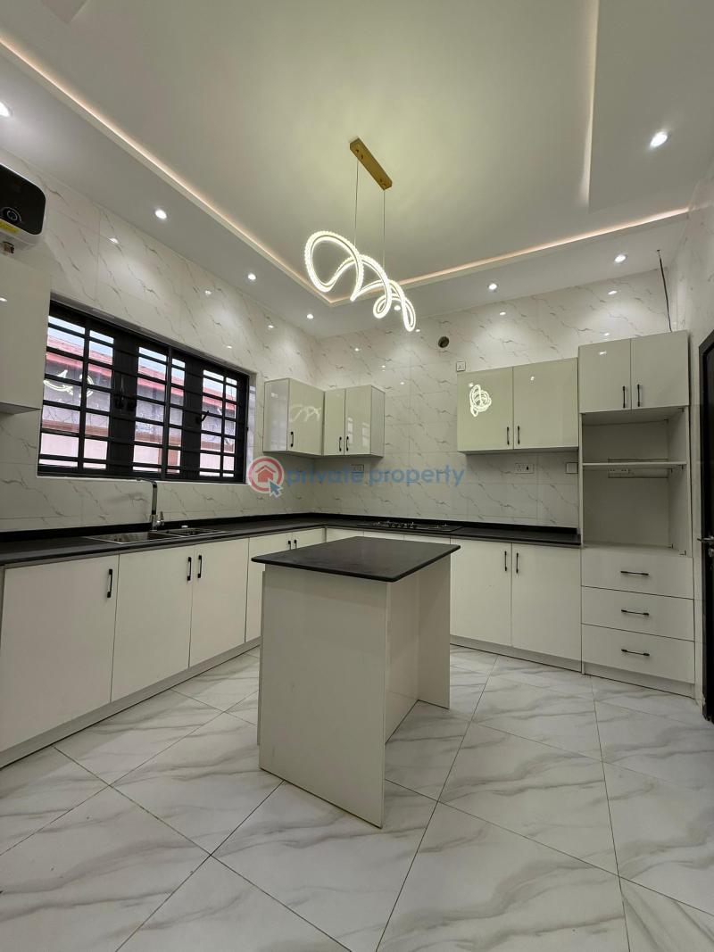 A 4 bedroom detached duplex with a room bq - 3 4 bedroom Detached Duplex For Sale Heritage Estate, Akala Express, Akala Express Ibadan Oyo - 3