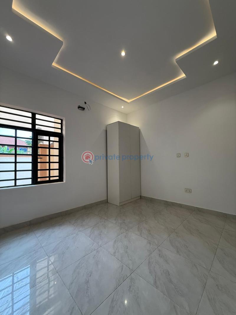 A 4 bedroom detached duplex with a room bq - 14 4 bedroom Detached Duplex For Sale Heritage Estate, Akala Express, Akala Express Ibadan Oyo - 14