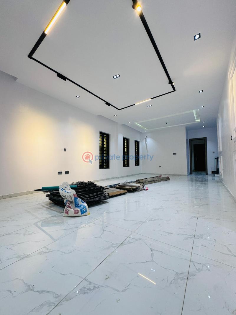 4 bedroom Detached Duplex For Sale Carlton Gate Estate Akobo Ibadan Oyo - 1