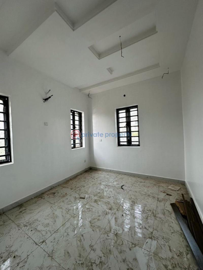 4 bedroom Detached Duplex For Sale Engr Lere Adigun Gra Basorun Ibadan Oyo - 1