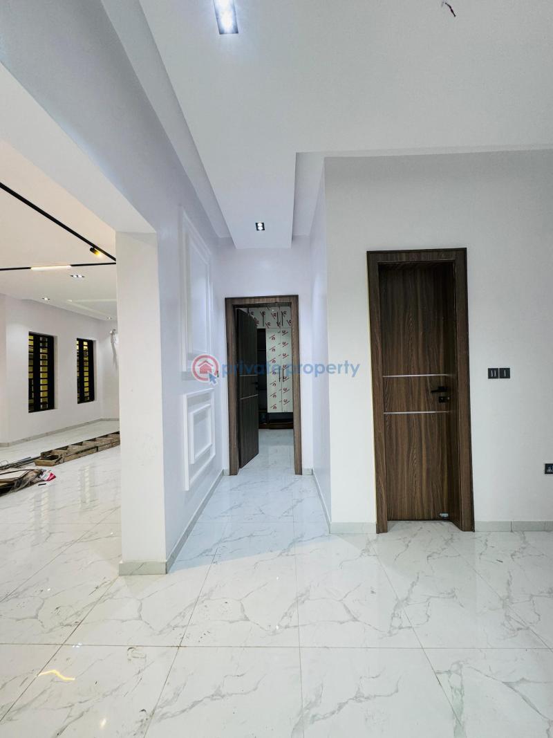 4 bedroom Detached Duplex For Sale Carlton Gate Estate Akobo Ibadan Oyo - 6