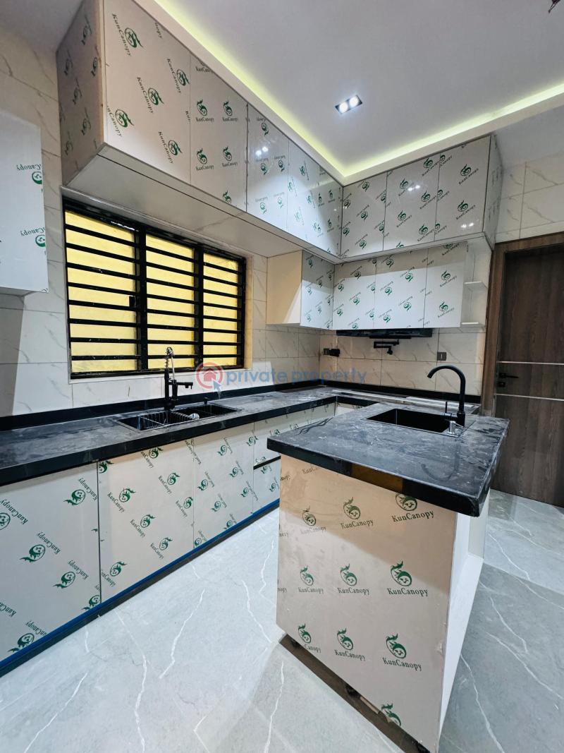 4 bedroom Detached Duplex For Sale Carlton Gate Estate Akobo Ibadan Oyo - 7