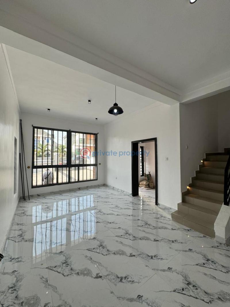 4 bedroom Detached Duplex For Sale Carlton Gate Estate Akobo Akobo Ibadan Oyo - 3