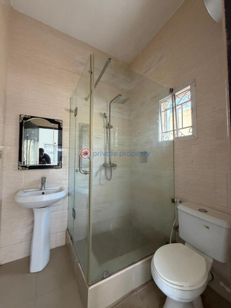 4 bedroom Detached Duplex For Sale Kolapo Ishola Gra, Akobo Ibadan Oyo - 3