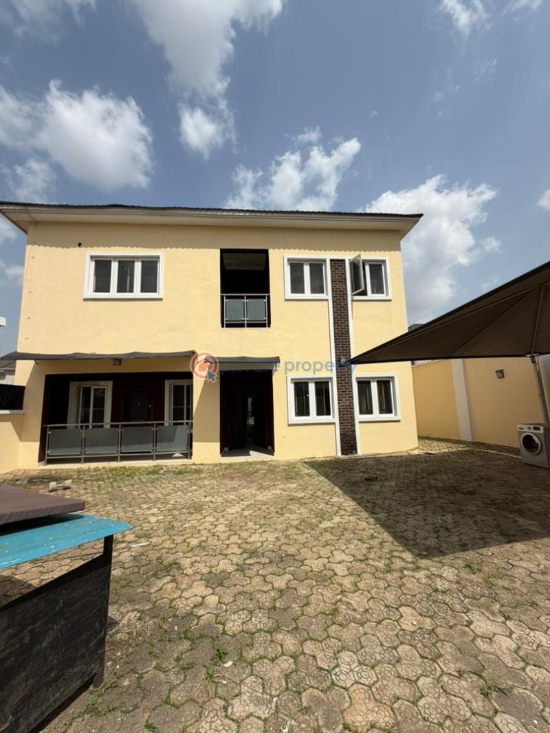 4 bedroom Detached Duplex For Sale Kolapo Ishola Gra, Akobo Ibadan Oyo - 1