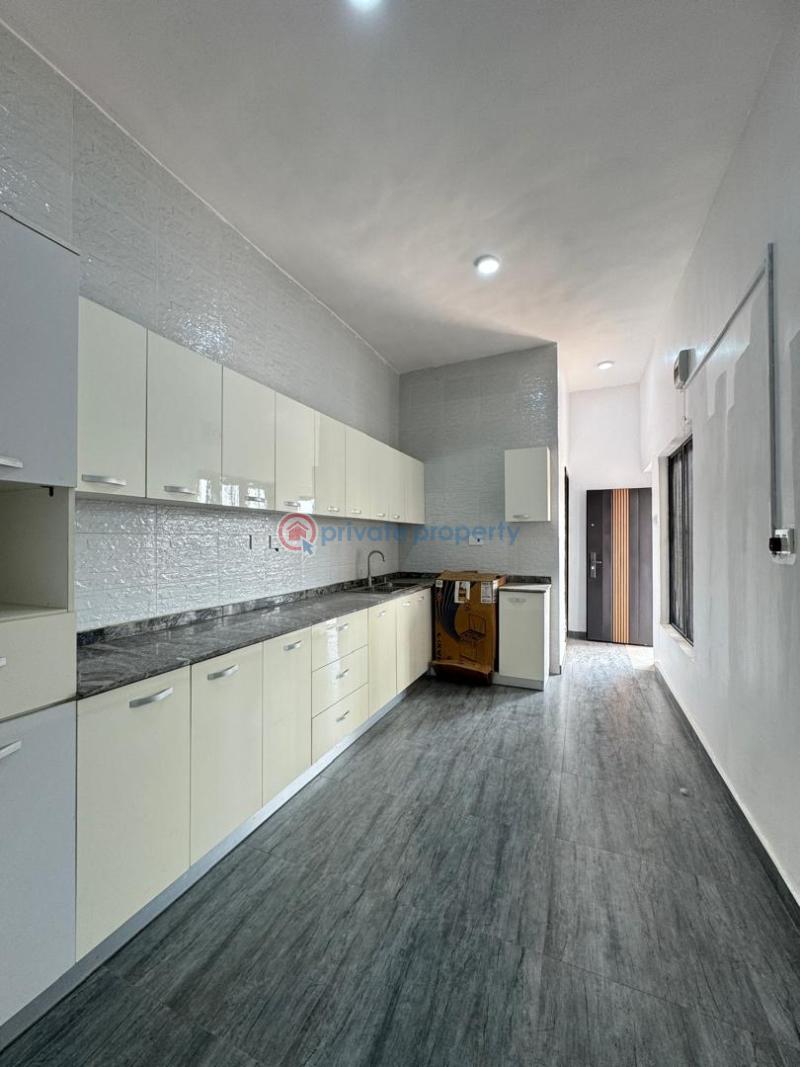 4 bedroom Detached Duplex For Sale Carlton Gate Estate Akobo Akobo Ibadan Oyo - 4