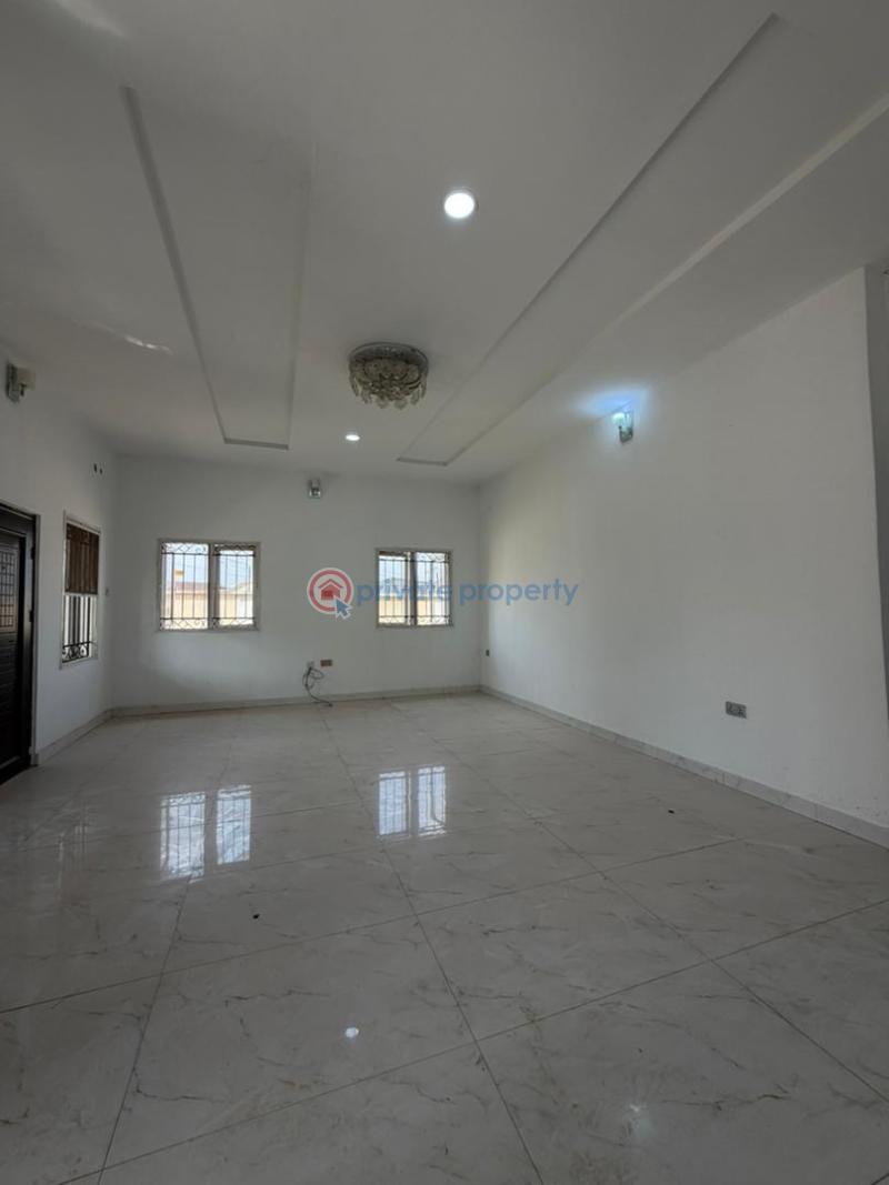 4 bedroom Detached Duplex For Sale Kolapo Ishola Gra, Akobo Ibadan Oyo - 13