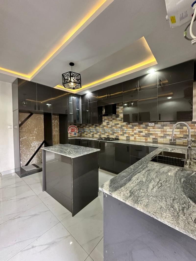 4 bedroom Detached Duplex For Sale Carlton Gate Estate Akobo Ibadan Oyo - 21