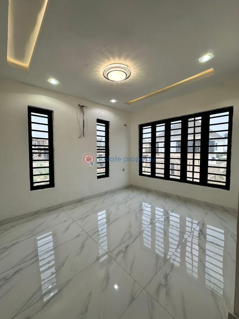 4 bedroom Detached Duplex For Sale Carlton Gate Estate Akobo Ibadan Oyo - 26