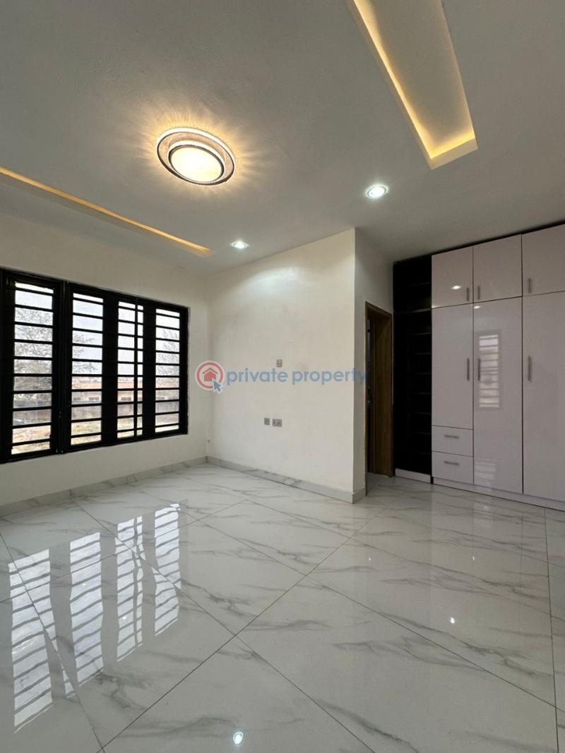 4 bedroom Detached Duplex For Sale Carlton Gate Estate Akobo Ibadan Oyo - 19