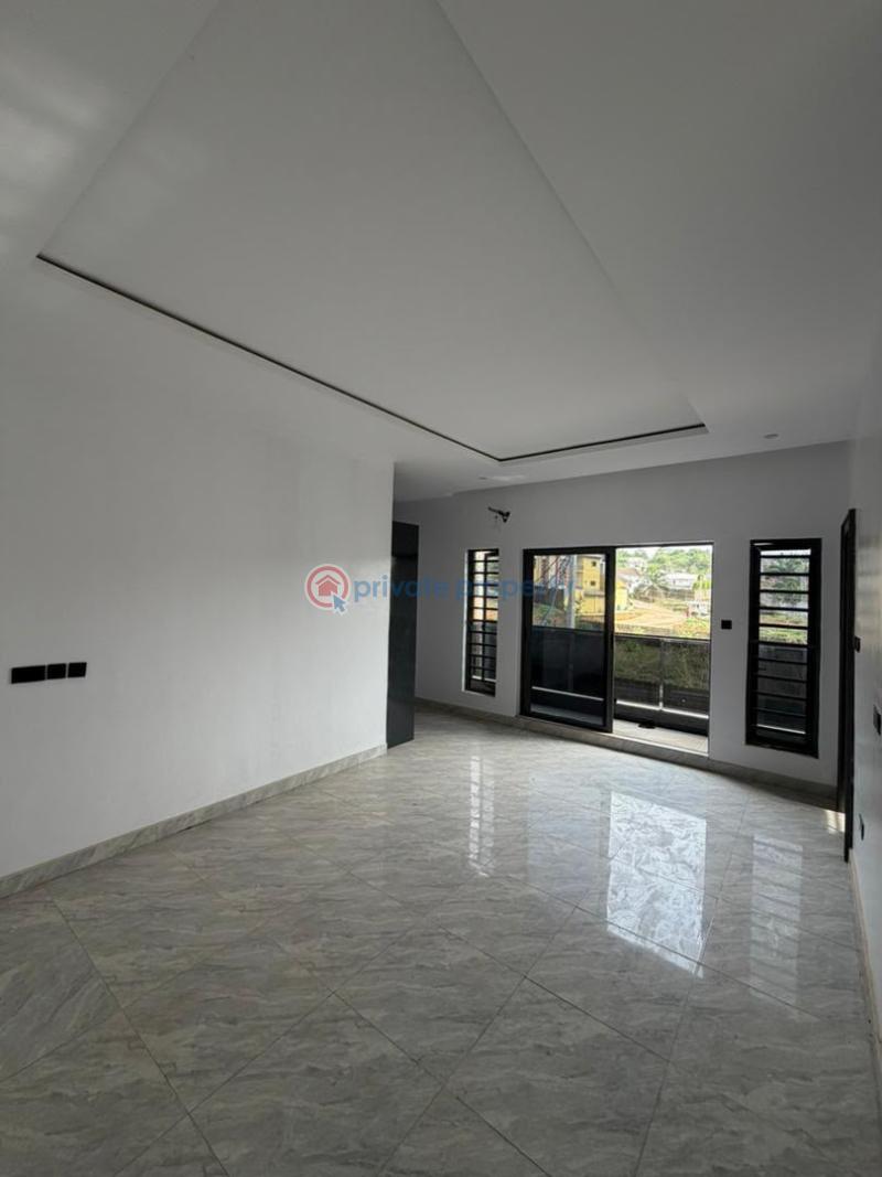 House For Sale At Jericho Hill Estate, Jericho Gra, Ibadan Ibadan Oyo - 1