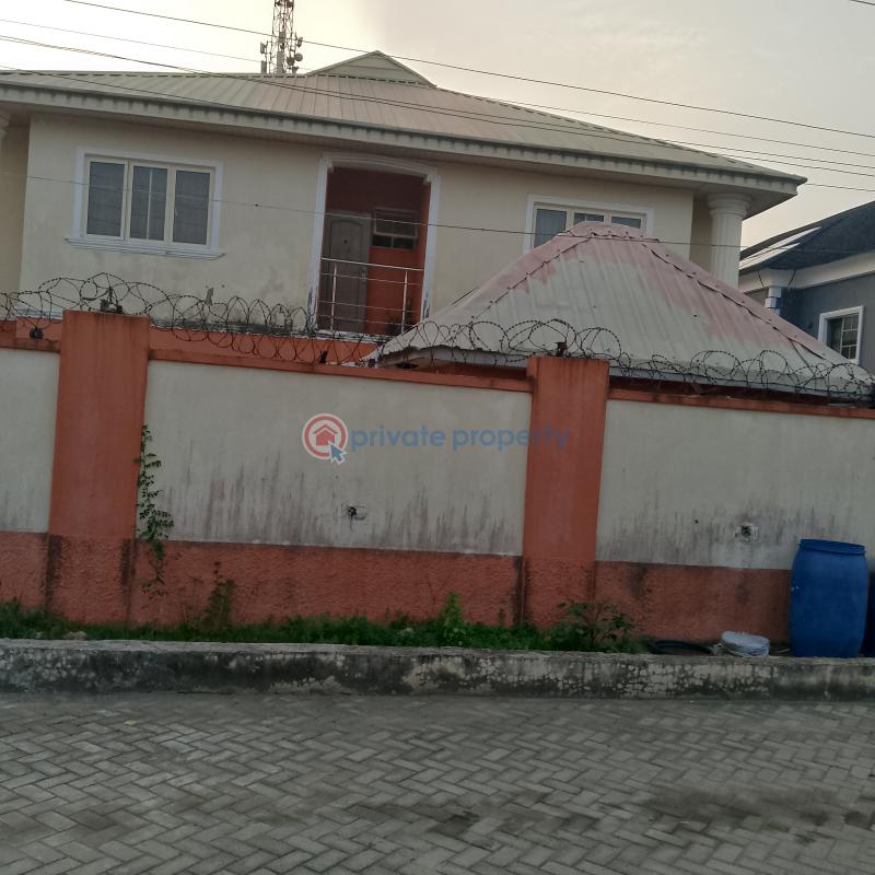10 bedroom Townhouse For Sale Vina Estate Badore Ajah Lagos - 3