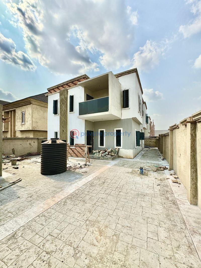 House For Rent Location: At Kolapo Ishola Gra, Akobo Ibadan. Akobo Ibadan Oyo - 1