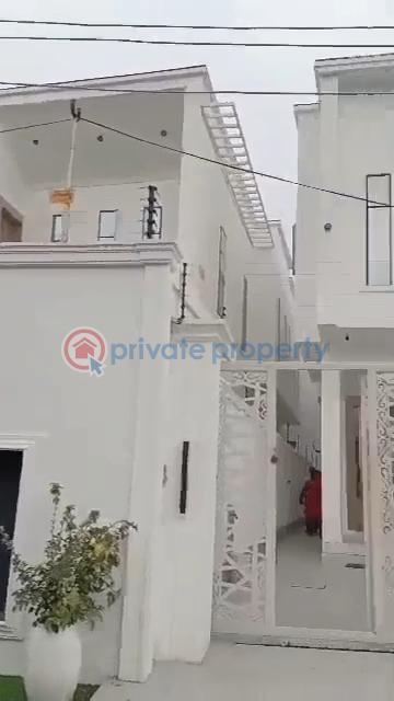 5 bedroom Detached Duplex For Sale Omole Phase1 Ojodu Lagos - 1
