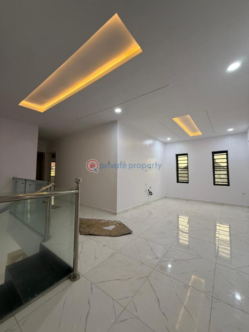 5 bedroom Detached Duplex For Sale Shobande, Omolayo Estate, Akobo Ibadan Oyo - 14