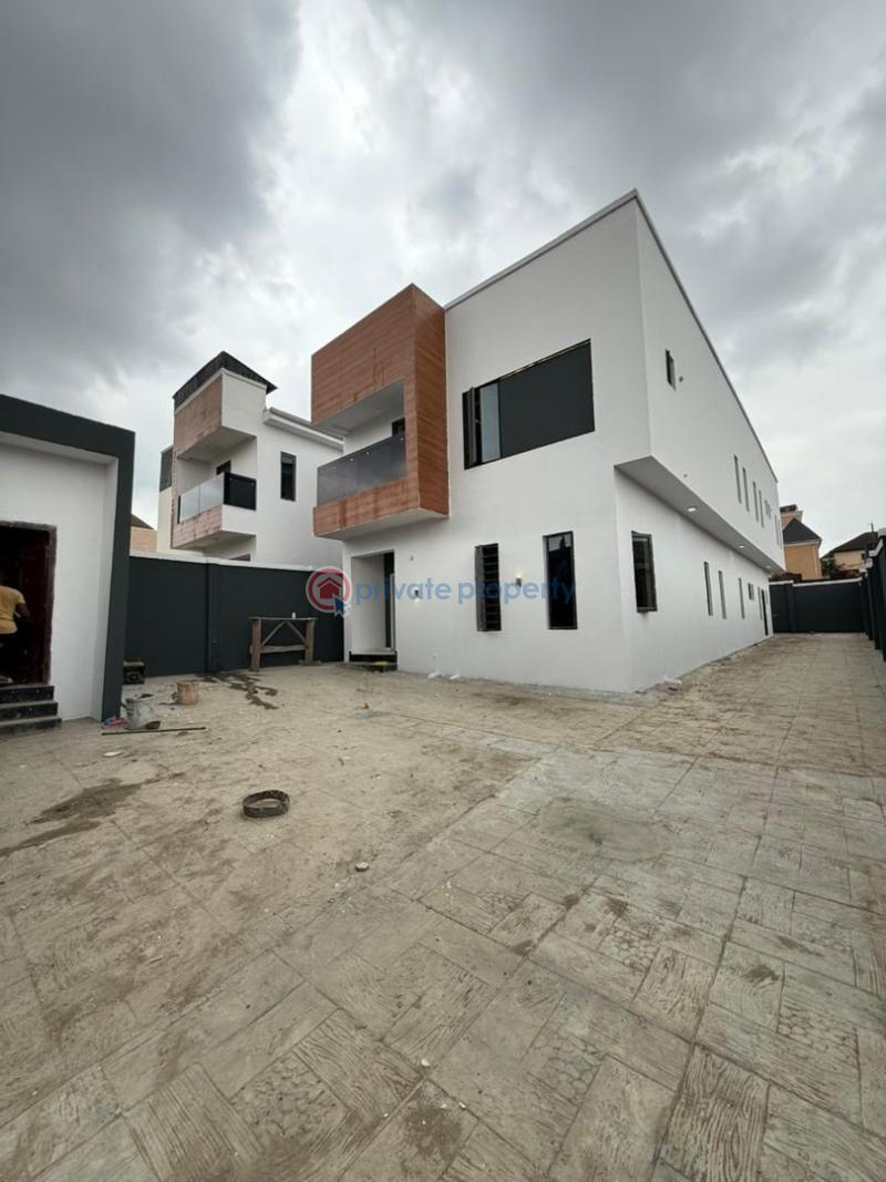 5 bedroom Detached Duplex For Sale Shobande, Omolayo Estate, Akobo Ibadan Oyo - 0