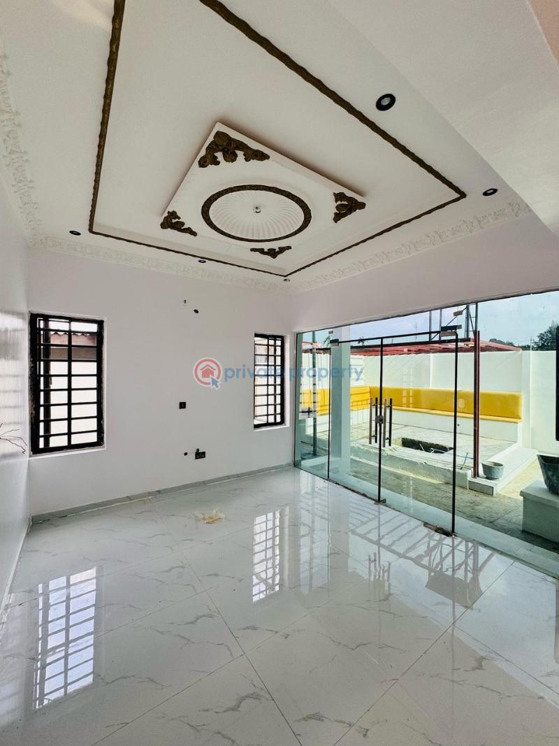 5 bedroom Maisonette For Sale Soun Ajagungbade, New Bodija Ibadan Oyo - 8