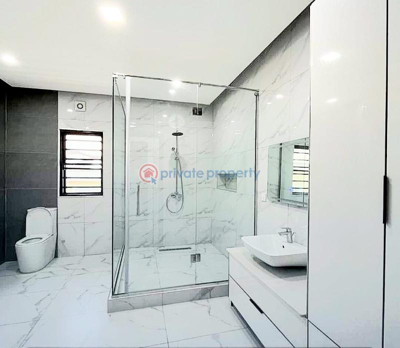 5 bedroom Semi detached Duplex For Sale Lekki Phase 1 Lagos - 2