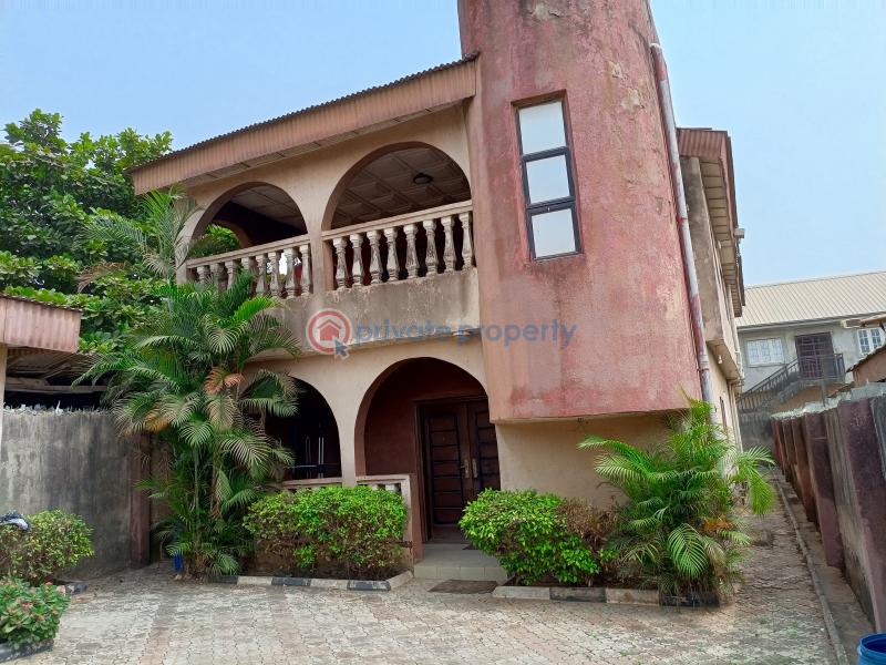 A 5bedroom duplex with good amenities @ martin estate, off alagbole-akute road. - 2 5 bedroom Detached Duplex For Sale Martins Estate, Off Alagbole Akute Road, Via Ojodu Berger Yakoyo/Alagbole Ojodu Lagos - 2