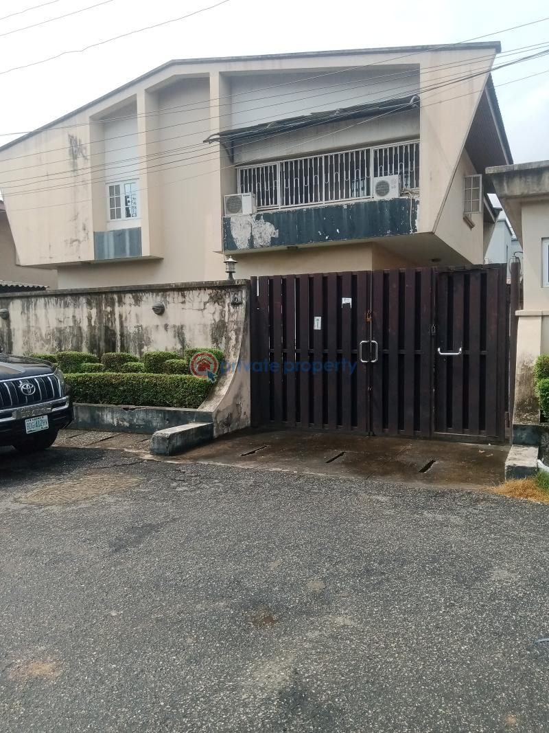5 bedroom Duplex For Sale Sijuade Estate, Anthony Maryland Ikeja Lagos
