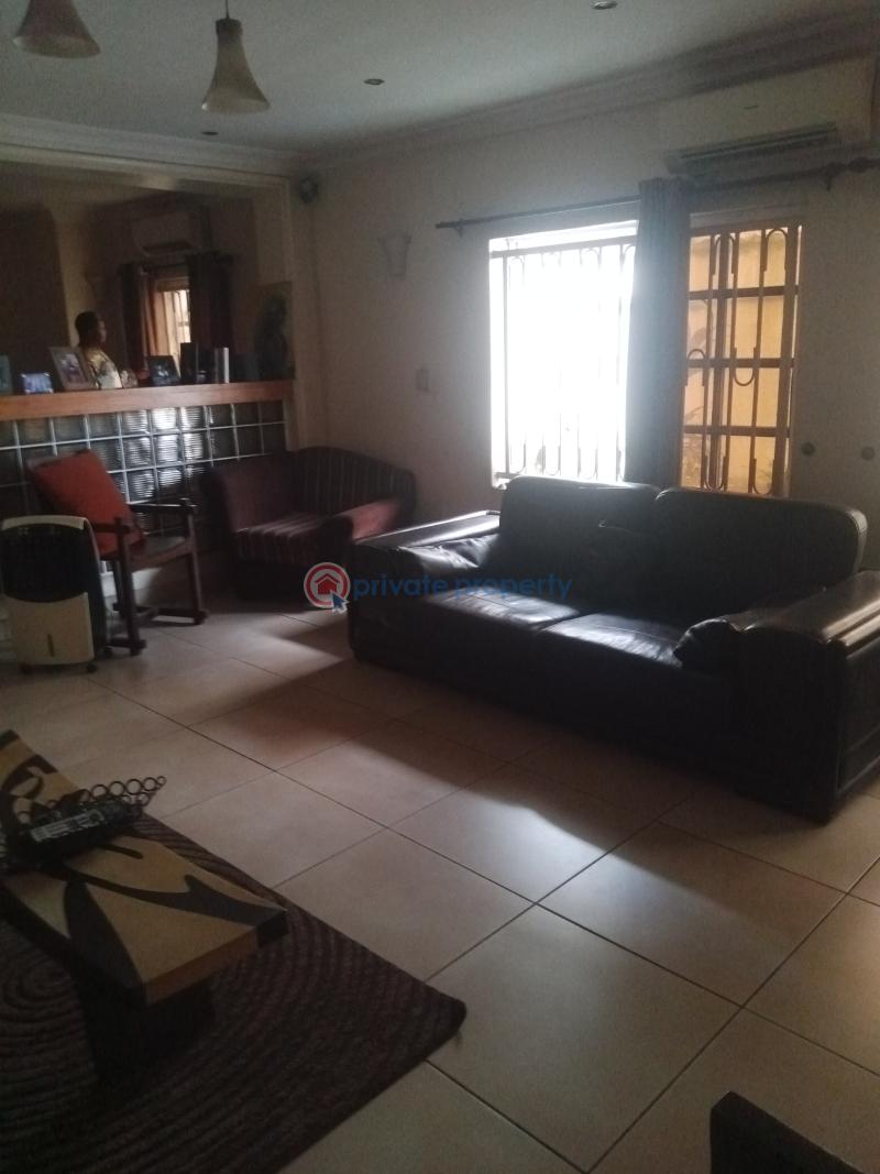5 bedroom Duplex For Sale Sijuade Estate, Anthony Maryland Ikeja Lagos