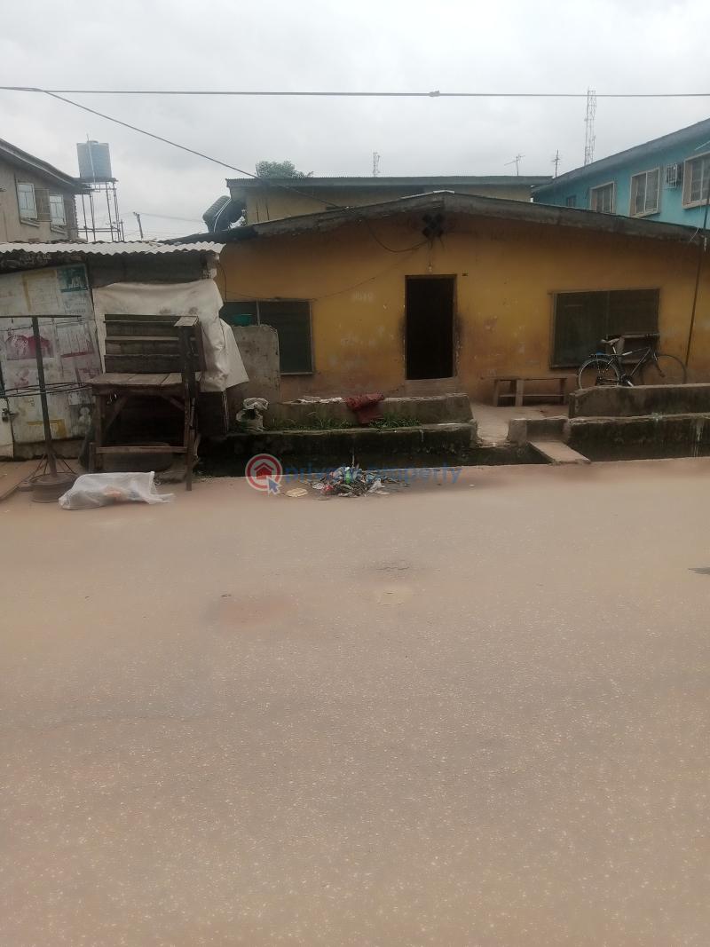 Land For Sale Off Alimosho Road, Lagos Abeokuta Expressway Akowonjo Agege Lagos - 2