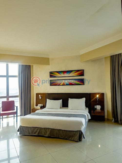 A 65 ensuite rooms hotel at victoria island lagos - 10 Hotel For Sale Off Ahmadu Bello Way Ahmadu Bello Way Victoria Island Lagos - 10