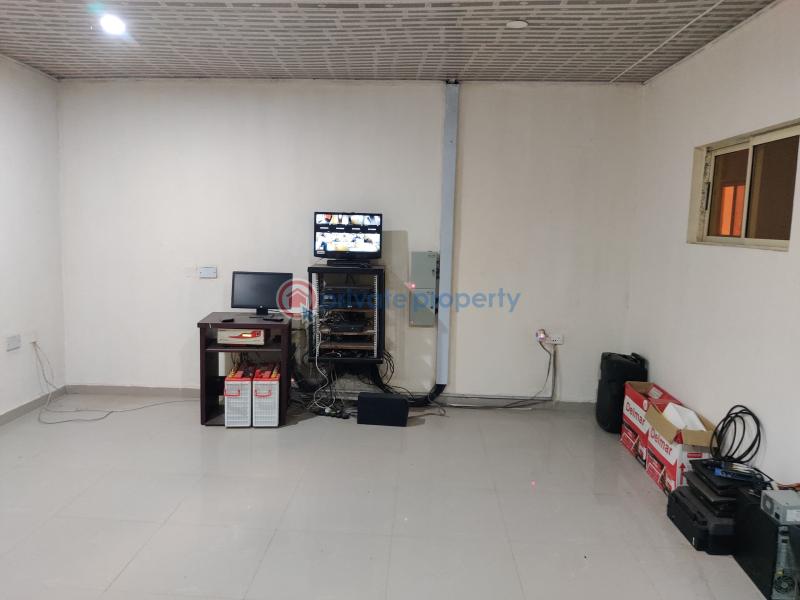 A 6bay warehouse/factory buildings with office on 7045sq mtrs of land with cofo - 10 Warehouse For Sale Sasure Road, By Medina Estate, Off Agbara At An Expressway, Igbesa, Ogun State. About 10 To 15minutes Drive From Agbara Bus Stop Agbara (Ogun) Ogun area  - 10