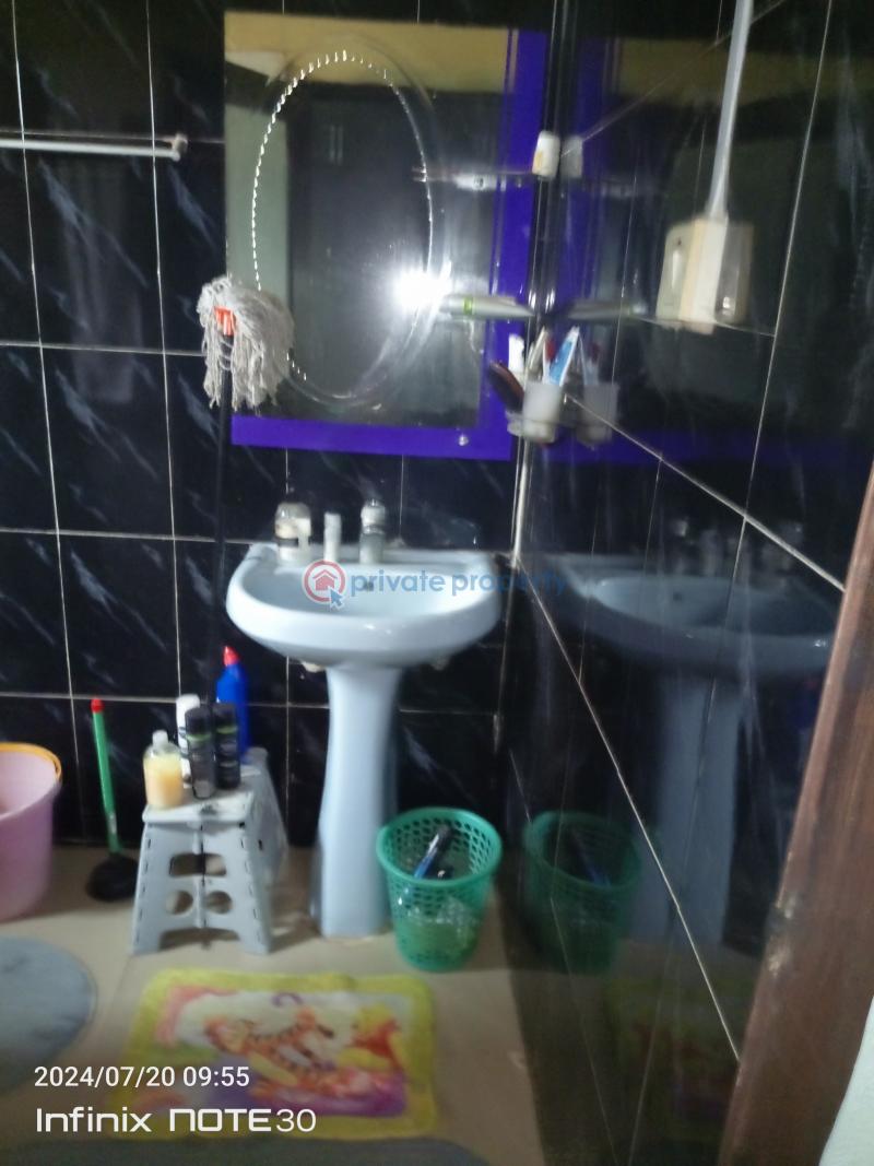A 6bedroom detached duplex @ magboro, after ojodu berger. - 23 6 bedroom Detached Duplex For Sale Behind Wisebuyer Supermarket Magboro Lagos Extension Ogun - 23