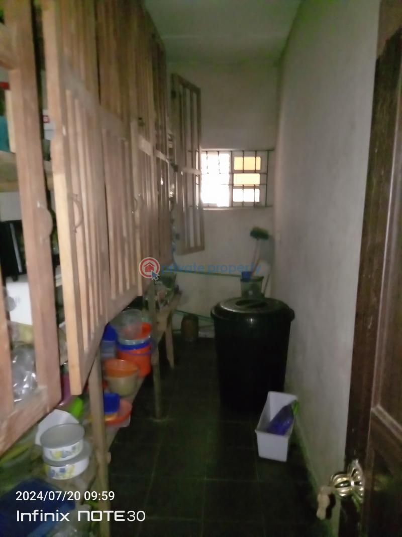 A 6bedroom detached duplex @ magboro, after ojodu berger. - 9 6 bedroom Detached Duplex For Sale Behind Wisebuyer Supermarket Magboro Lagos Extension Ogun - 9
