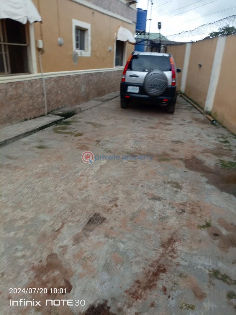 A 6bedroom detached duplex @ magboro, after ojodu berger. - 3 6 bedroom Detached Duplex For Sale Behind Wisebuyer Supermarket Magboro Lagos Extension Ogun - 3