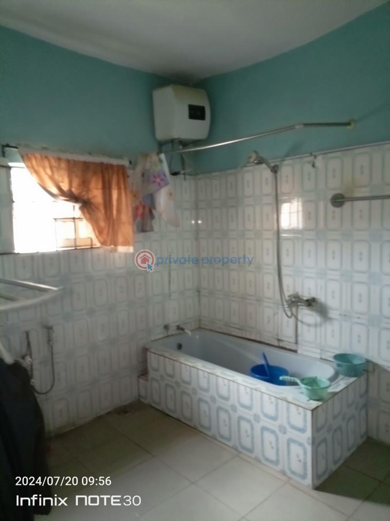A 6bedroom detached duplex @ magboro, after ojodu berger. - 17 6 bedroom Detached Duplex For Sale Behind Wisebuyer Supermarket Magboro Lagos Extension Ogun - 17