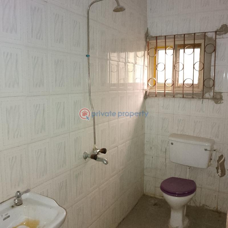 5 bedroom Bungalow For Sale Unity Estate, Besides Co Operative Villa Estate Badore Ajah Lagos - 8