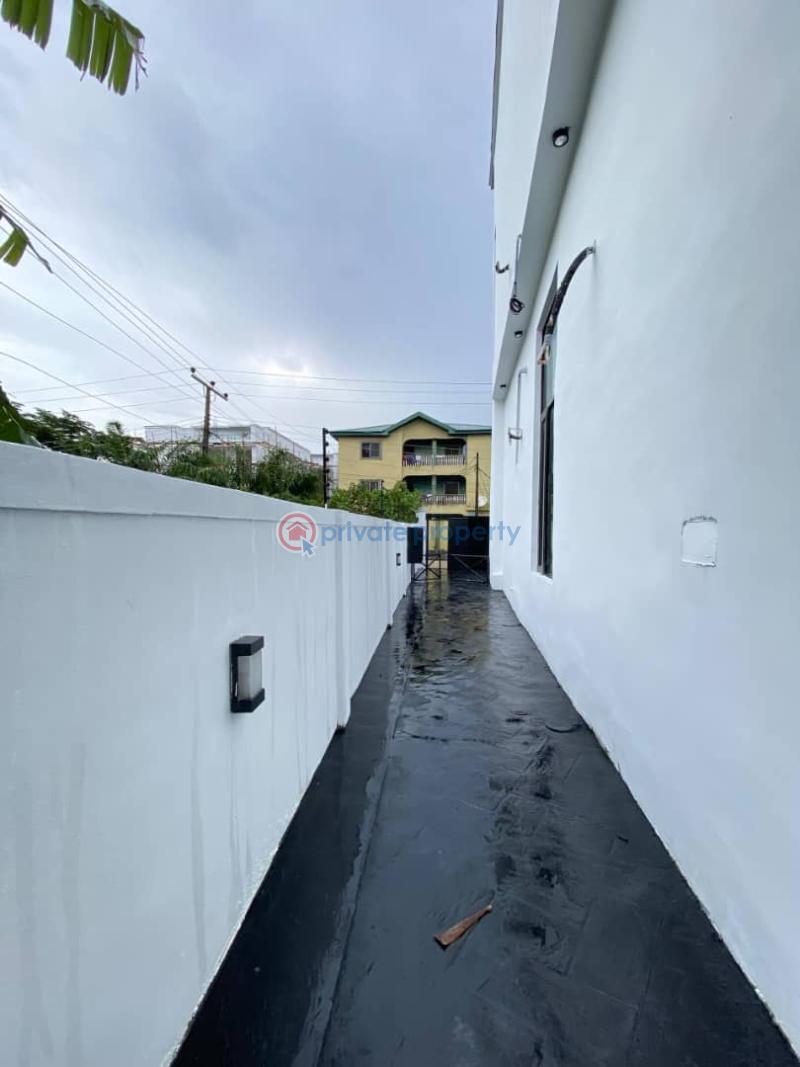 4 bedroom Semi detached Duplex For Sale Sangotedo Lagos - 18