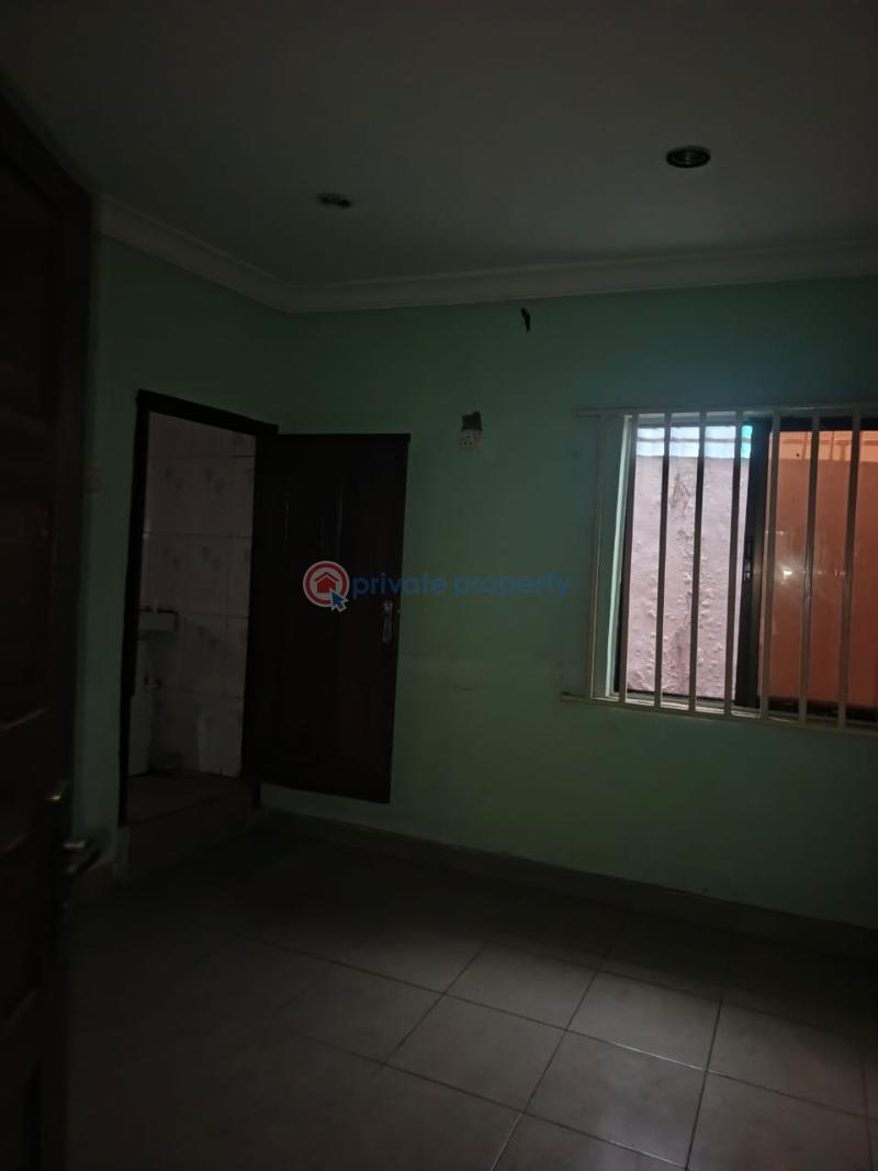 1 bedroom Mini Flat For Rent Akiode Omole Phase 1 Ojodu Lagos - 4