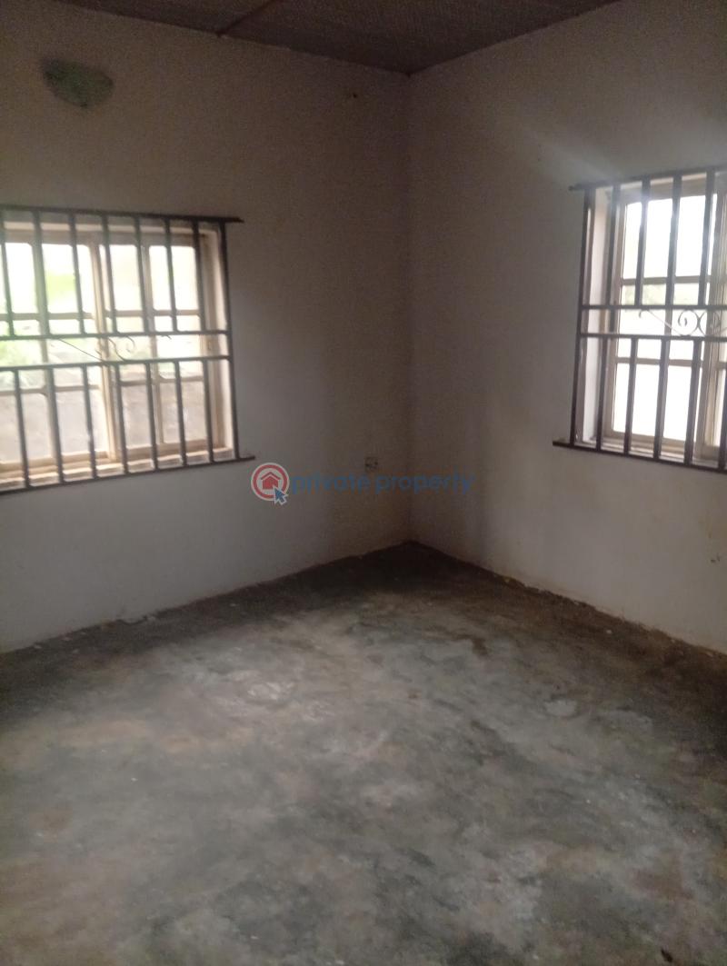 2 bedroom Block Of Flats For Rent Akute Yakoyo/Alagbole Ojodu Lagos - 2