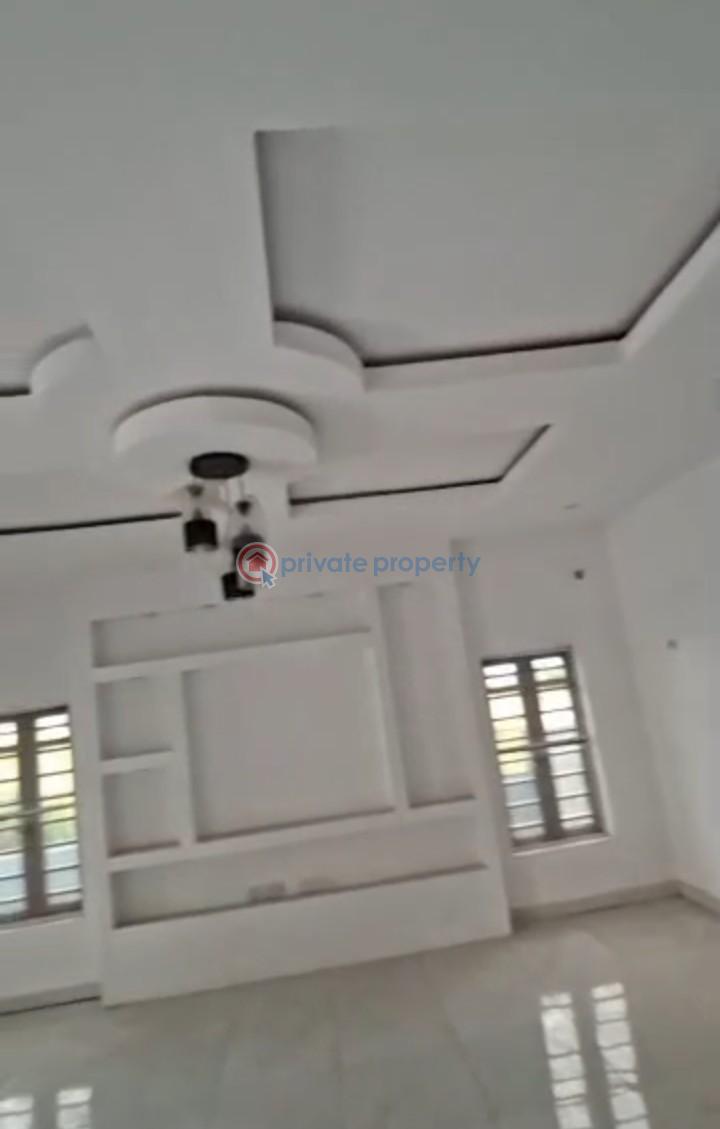 3 bedroom Detached Bungalow For Sale Mowe Obafemi Owode Ogun - 4