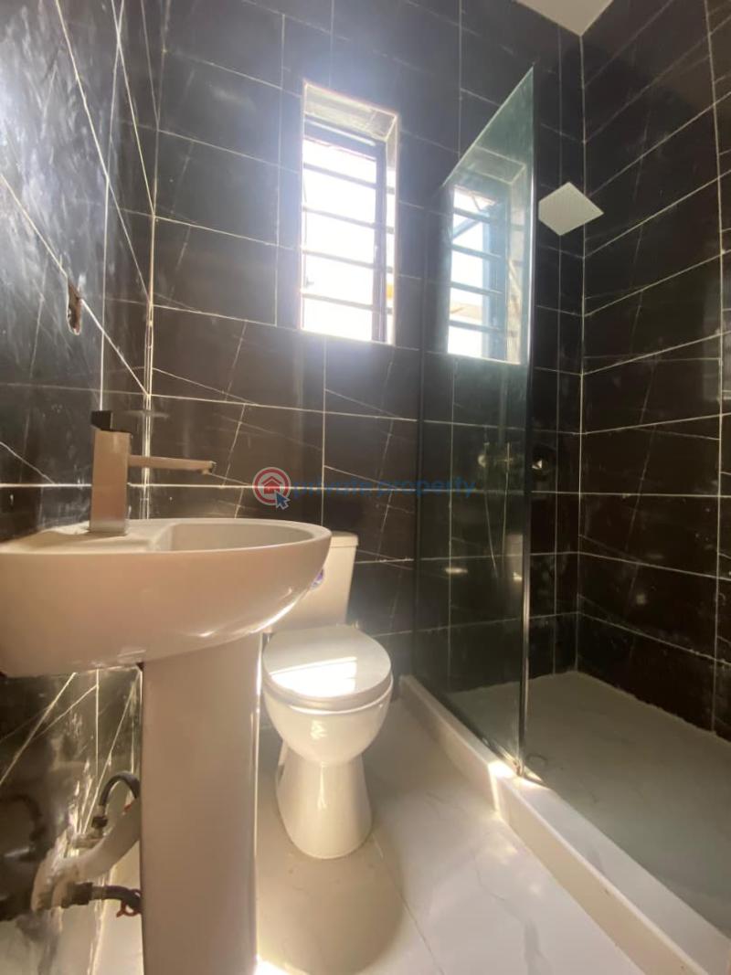 4 bedroom Terraced Duplex For Sale Ikota Lekki Lagos - 11
