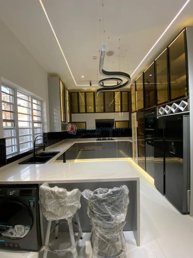 5 bedroom Detached Duplex For Sale Lekki Phase 1 Lagos - 14