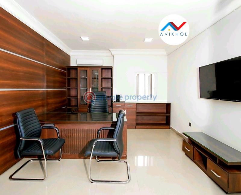 A blend of boutique hotel, office spaces and rooftop restaurant. - 5 Hotel For Sale Wuse Abuja Phase 1  - 5